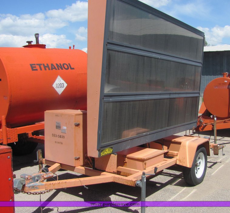 image for item 4357 1999 Sunray 2950 variable message board