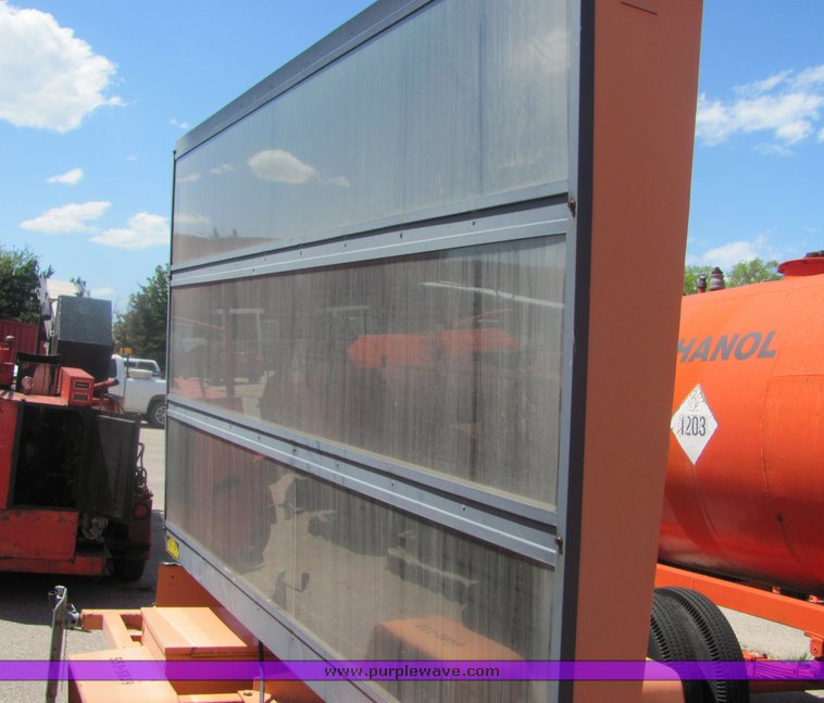 image for item 4357 1999 Sunray 2950 variable message board