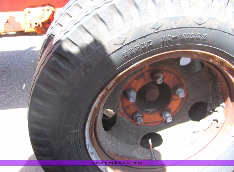 image for item 4359 1968 Wichita 1230c 500 gallon fuel tank