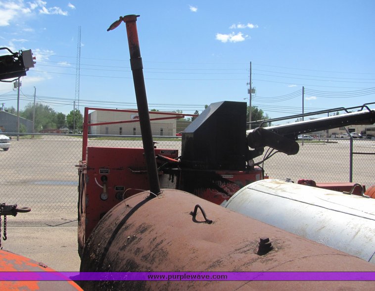 image for item 4367 1000 gallon underground fuel tank