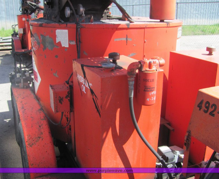 image for item 4369 1993 Crafco EZ-Pour 200 crack seal machine