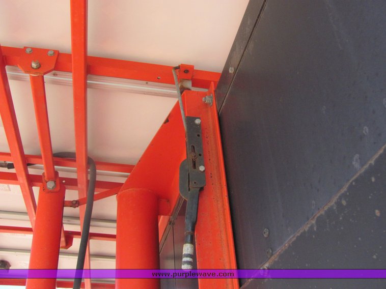 image for item 4389 1998 Addco DH1000als variable message board