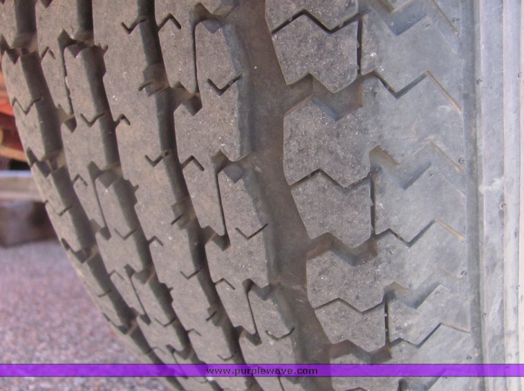 image for item 4389 1998 Addco DH1000als variable message board