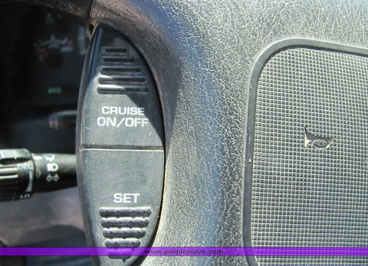 image for item 4398 2001 Dodge Ram 1500