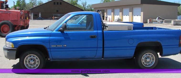 image for item 4399 2001 Dodge Ram 1500