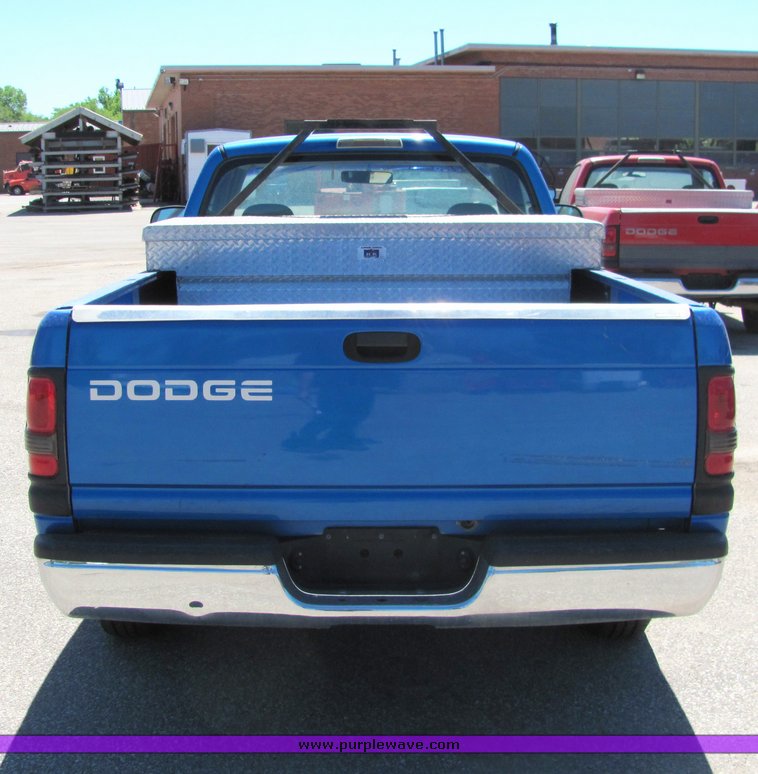 image for item 4399 2001 Dodge Ram 1500