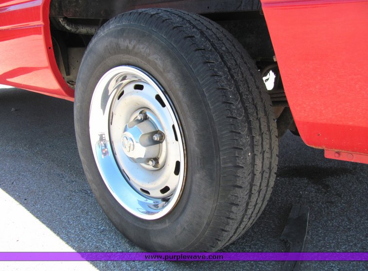 image for item 4400 2001 Dodge Ram 1500