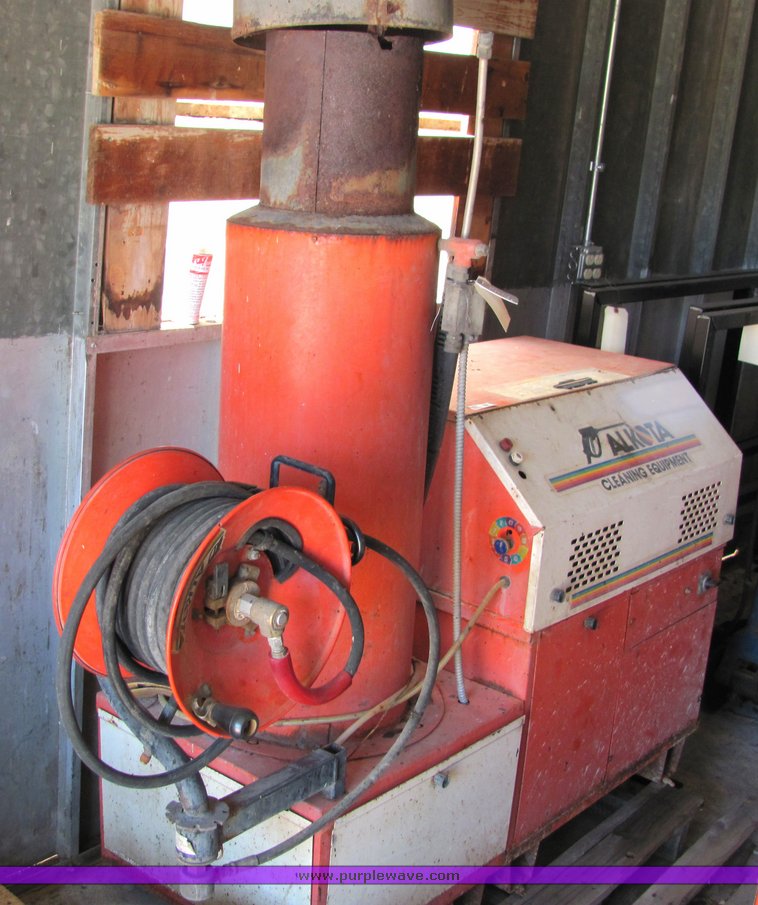 image for item 4401 2001 Altoka 3121NG stationary pressure washer