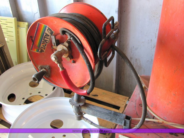 image for item 4401 2001 Altoka 3121NG stationary pressure washer