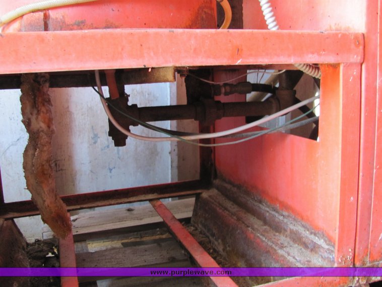 image for item 4401 2001 Altoka 3121NG stationary pressure washer