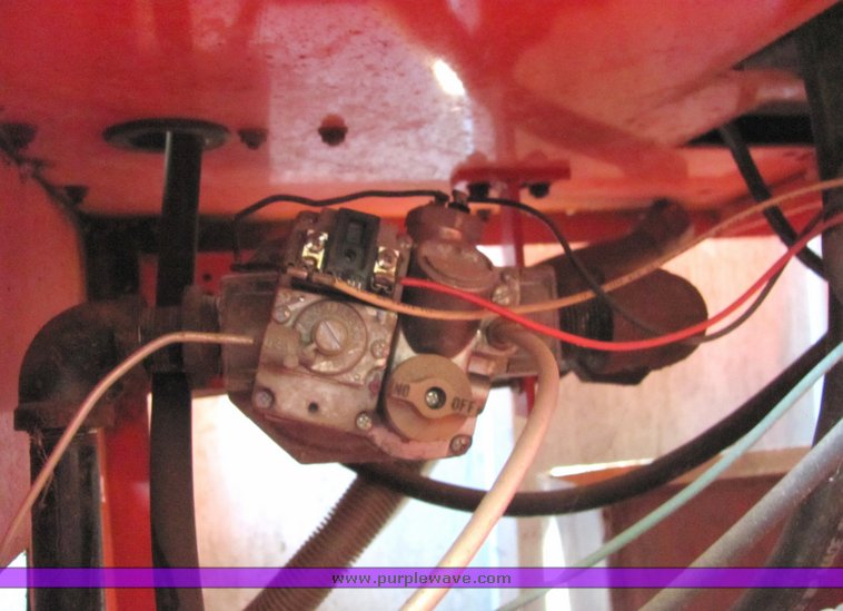 image for item 4401 2001 Altoka 3121NG stationary pressure washer