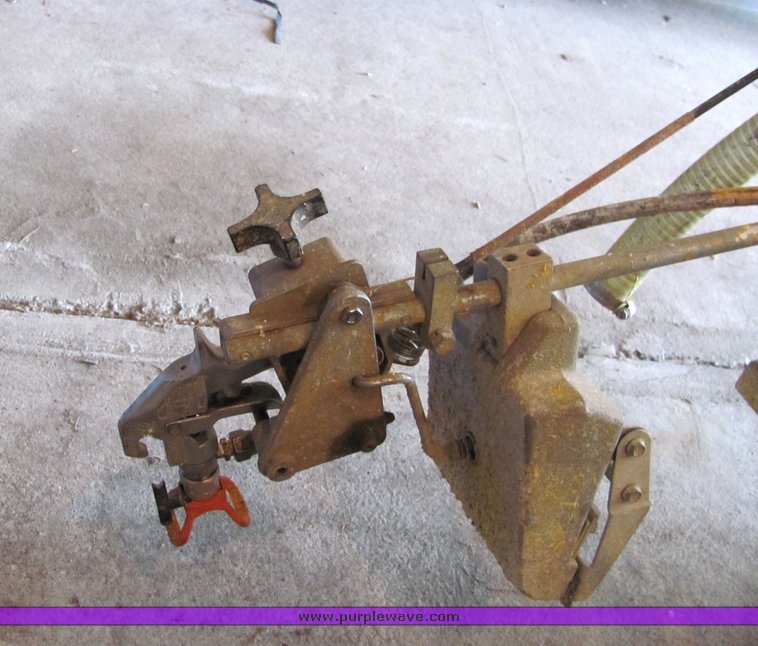 image for item 4402 2001 Grayco 100A LineLazer II walk behind paint striper