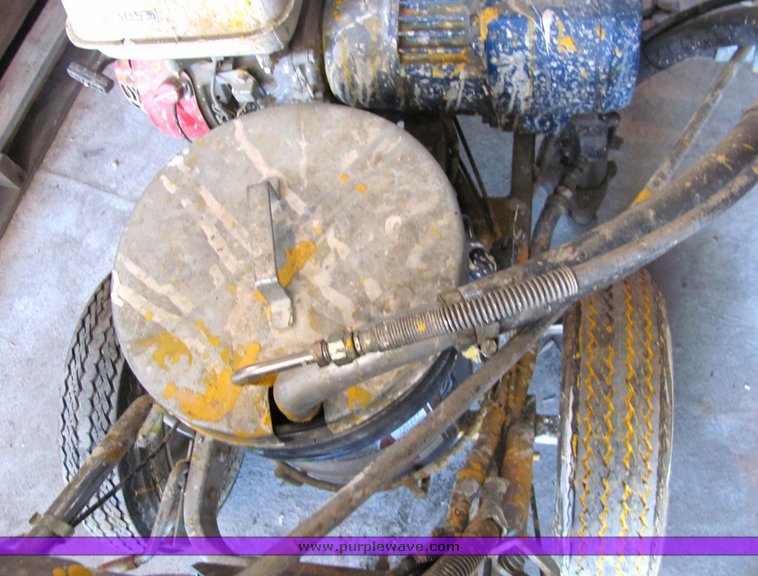 image for item 4402 2001 Grayco 100A LineLazer II walk behind paint striper