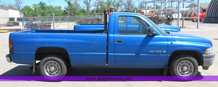 image for item 4406 1999 Dodge Ram 1500