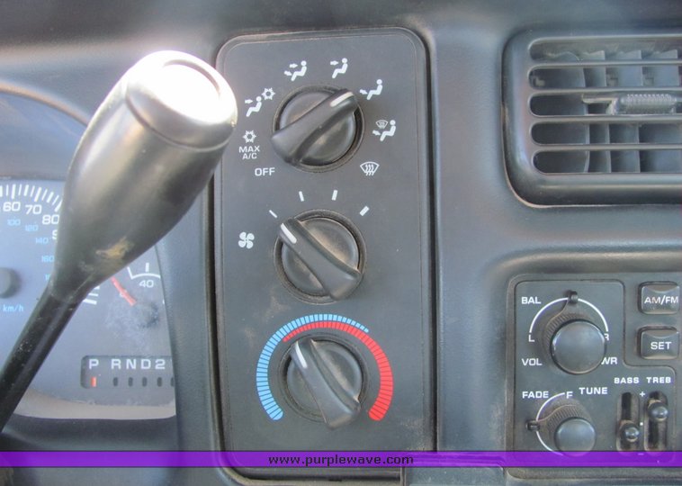 image for item 4406 1999 Dodge Ram 1500