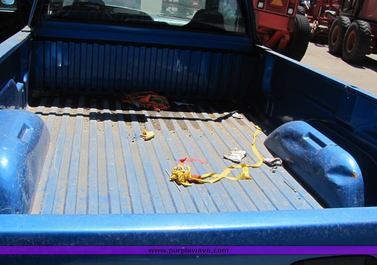 image for item 4406 1999 Dodge Ram 1500