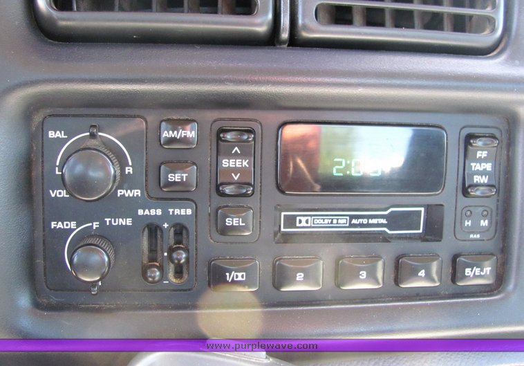 image for item 4408 2001 Dodge Ram 1500