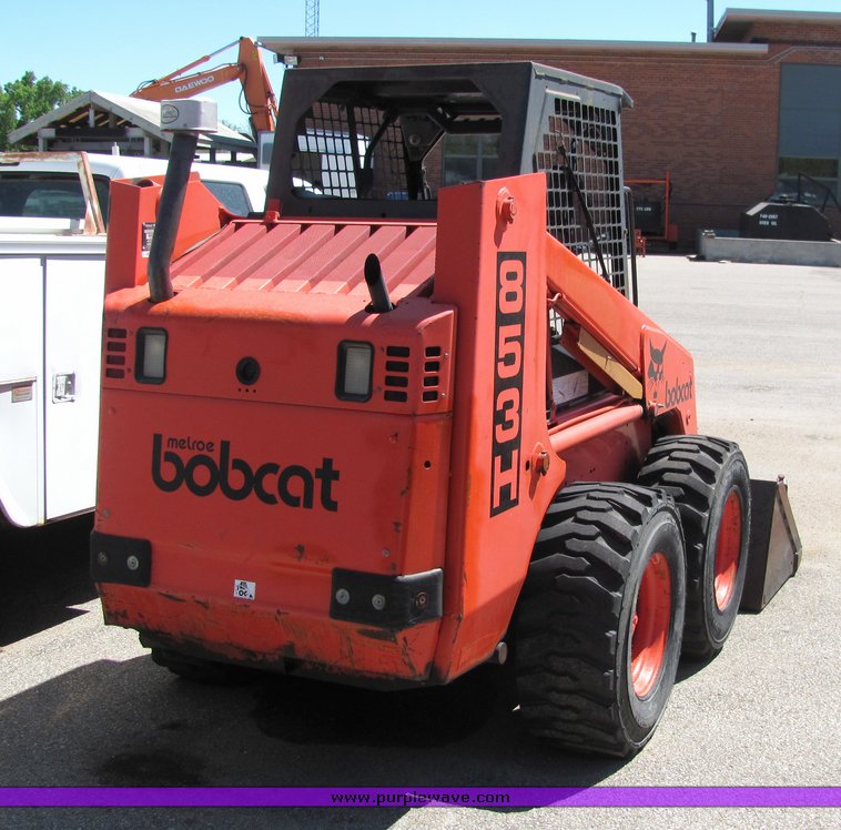image for item 4409 1995 Bobcat 853H skid steer