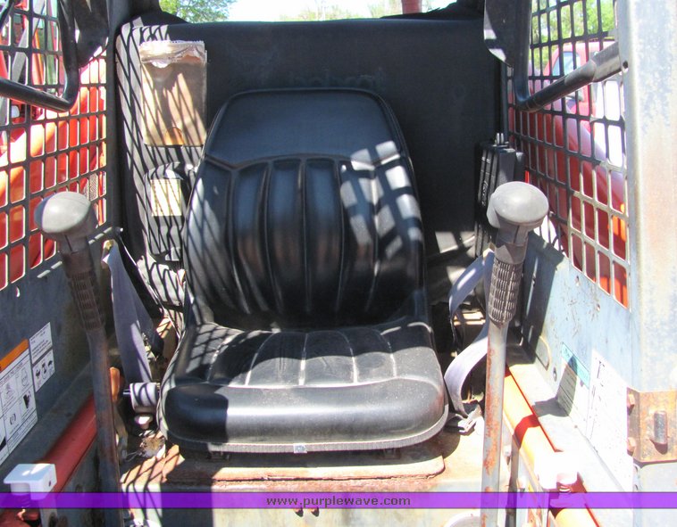 image for item 4409 1995 Bobcat 853H skid steer