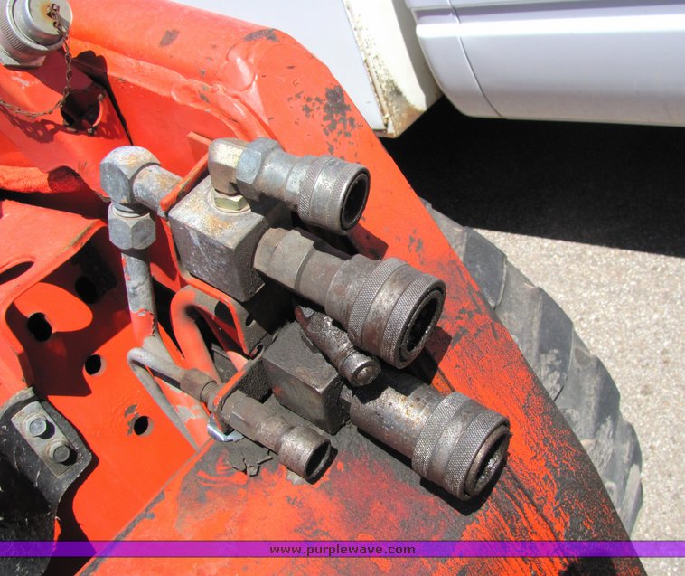 image for item 4409 1995 Bobcat 853H skid steer