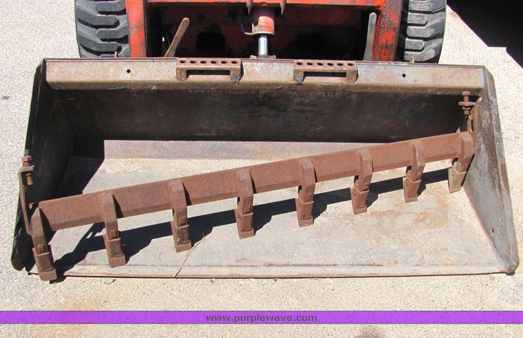 image for item 4409 1995 Bobcat 853H skid steer