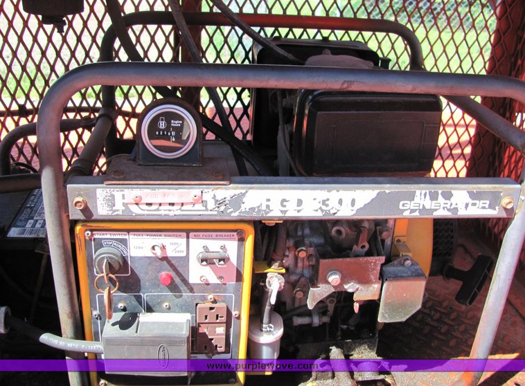 image for item 4410 1988 Wichita Steel Fabricators flashing light trailer