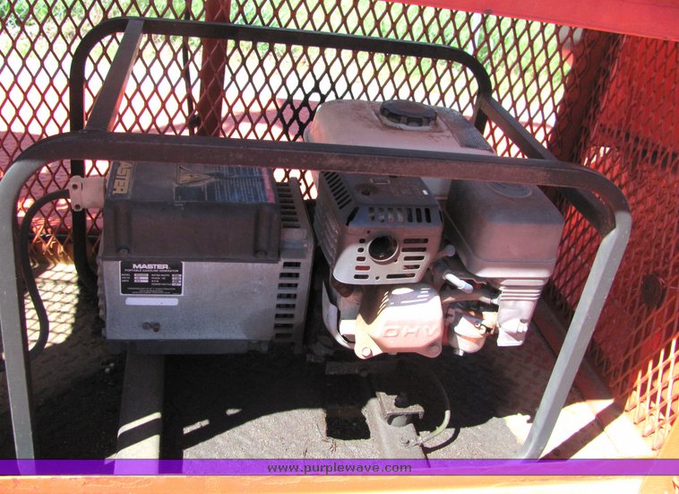 image for item 4412 1988 Wichita Steel Fabricators flashing light trailer