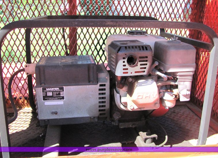 image for item 4412 1988 Wichita Steel Fabricators flashing light trailer