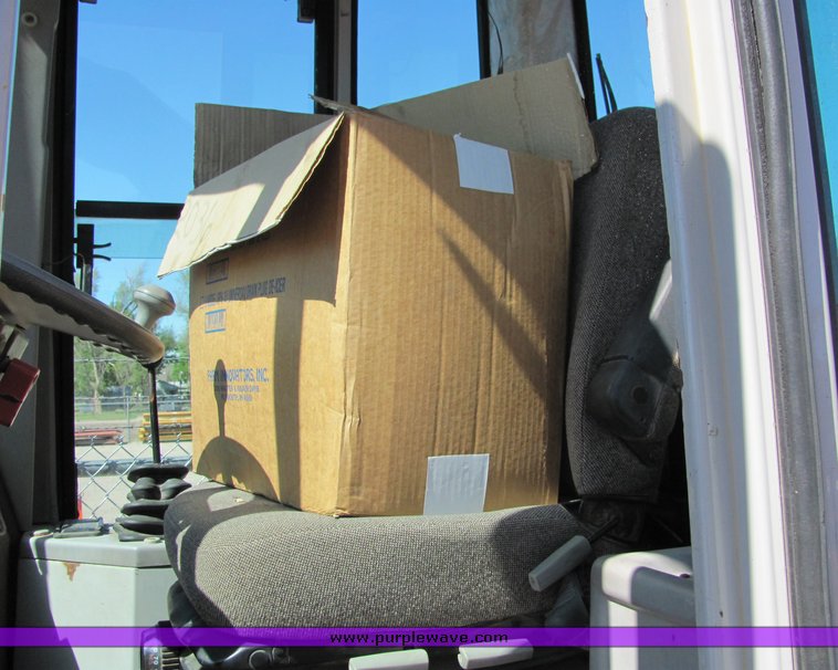 image for item 4416 1996 Fiat-Allis FR-90 wheel loader