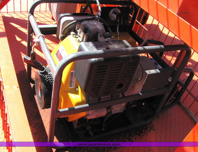 image for item 4417 2002 Lucas flashing light trailer