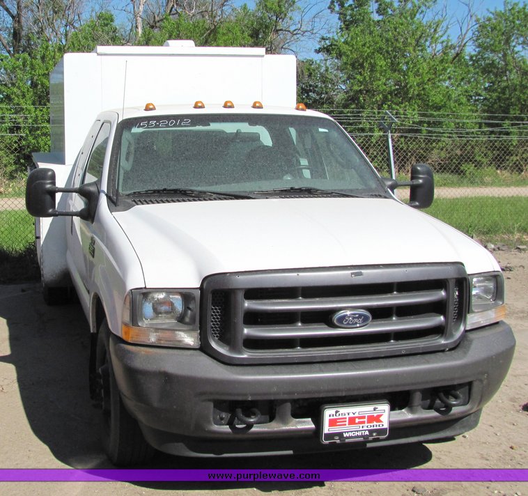 image for item 4418 2003 Ford F-350 utility bed truck