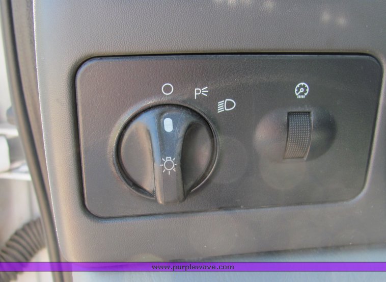 image for item 4418 2003 Ford F-350 utility bed truck