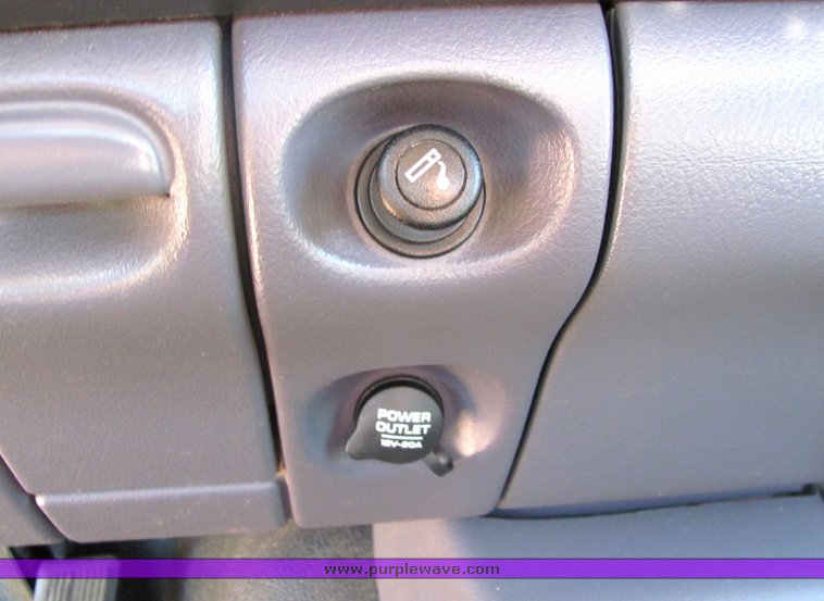 image for item 4419 2001 Dodge Ram 2500 utility bed truck