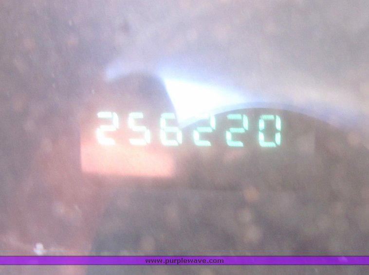 image for item 4419 2001 Dodge Ram 2500 utility bed truck