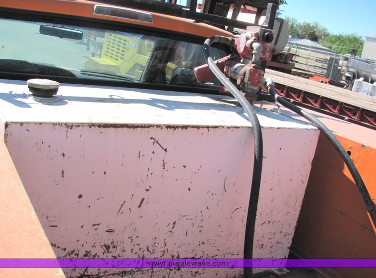 image for item 4419 2001 Dodge Ram 2500 utility bed truck