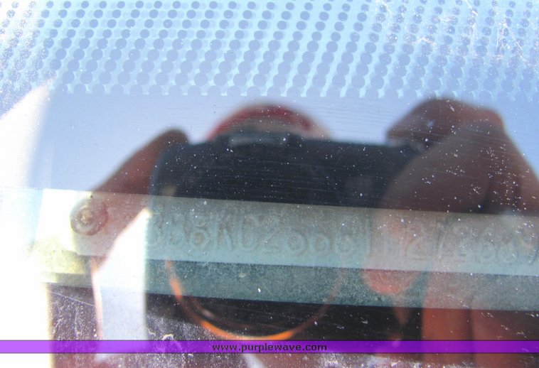 image for item 4420 2001 Dodge Ram 2500 utility bed truck