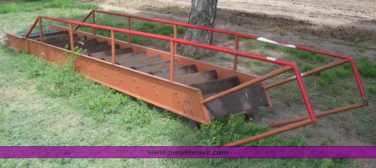 image for item 6480 Steel staircase