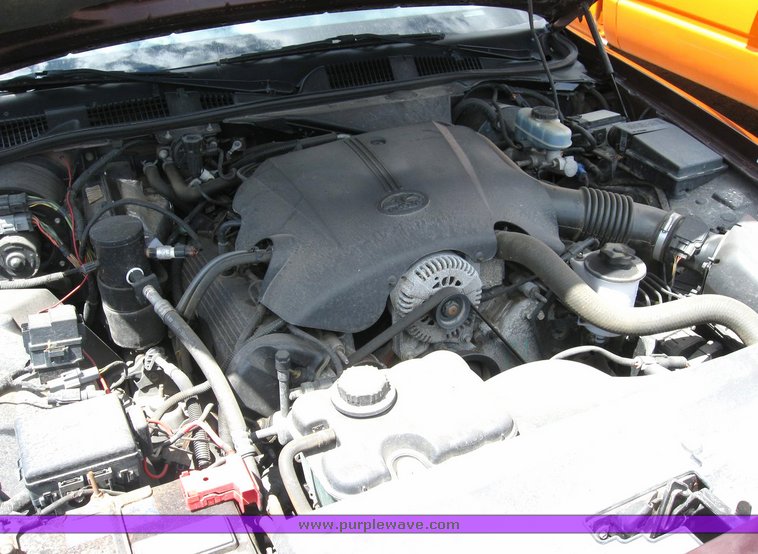 image for item 6483 2002 Ford Crown Victoria