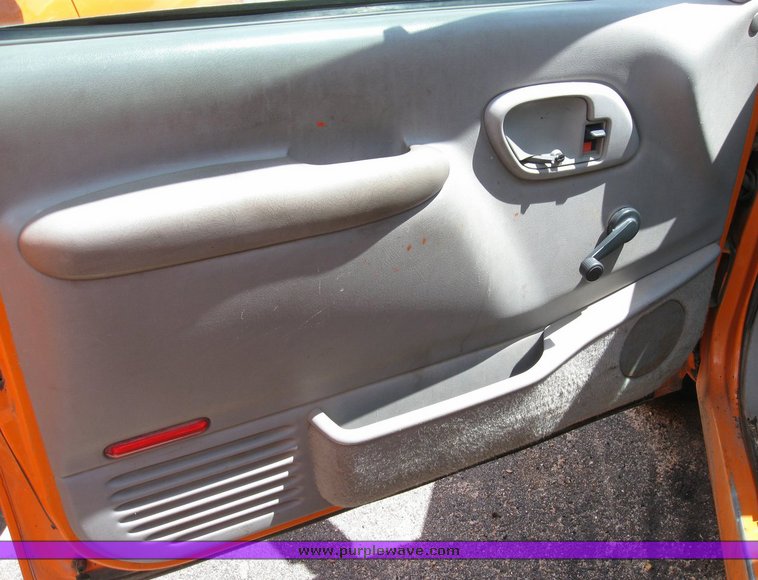 image for item 6484 1999 Chevrolet C2500 pickup