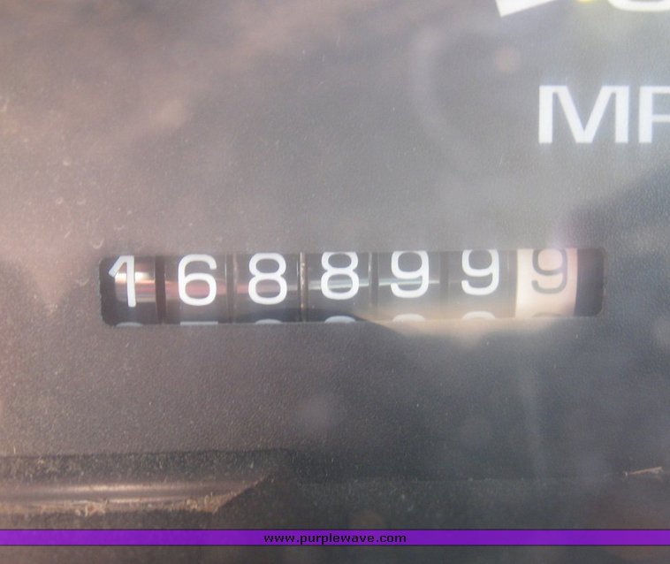 image for item 6484 1999 Chevrolet C2500 pickup