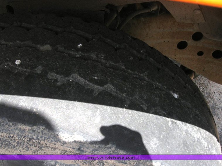 image for item 6484 1999 Chevrolet C2500 pickup