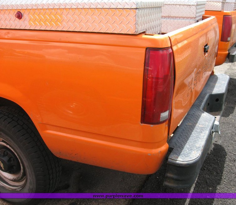 image for item 6485 1998 Chevrolet C2500 pickup