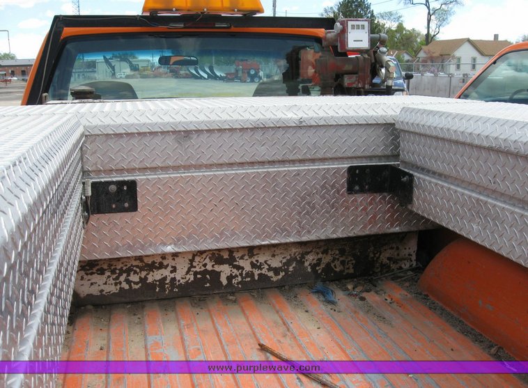 image for item 6485 1998 Chevrolet C2500 pickup