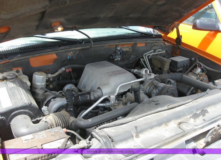 image for item 6485 1998 Chevrolet C2500 pickup