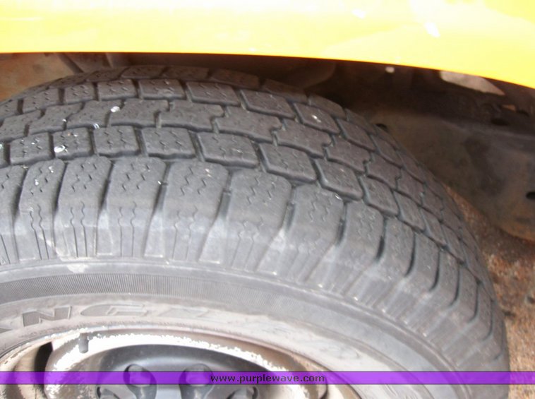 image for item 6485 1998 Chevrolet C2500 pickup