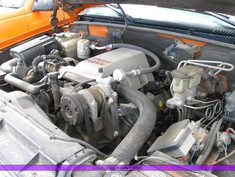 image for item 6486 1999 Chevrolet C2500 pickup