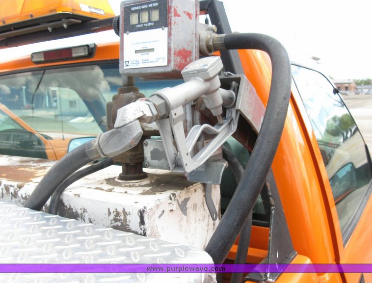 image for item 6486 1999 Chevrolet C2500 pickup