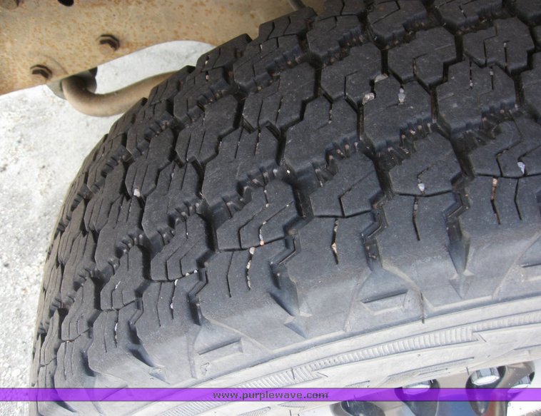 image for item 6487 1999 Chevrolet C2500 pickup