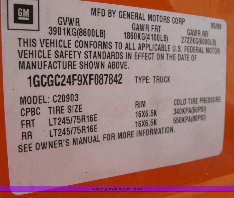 image for item 6487 1999 Chevrolet C2500 pickup