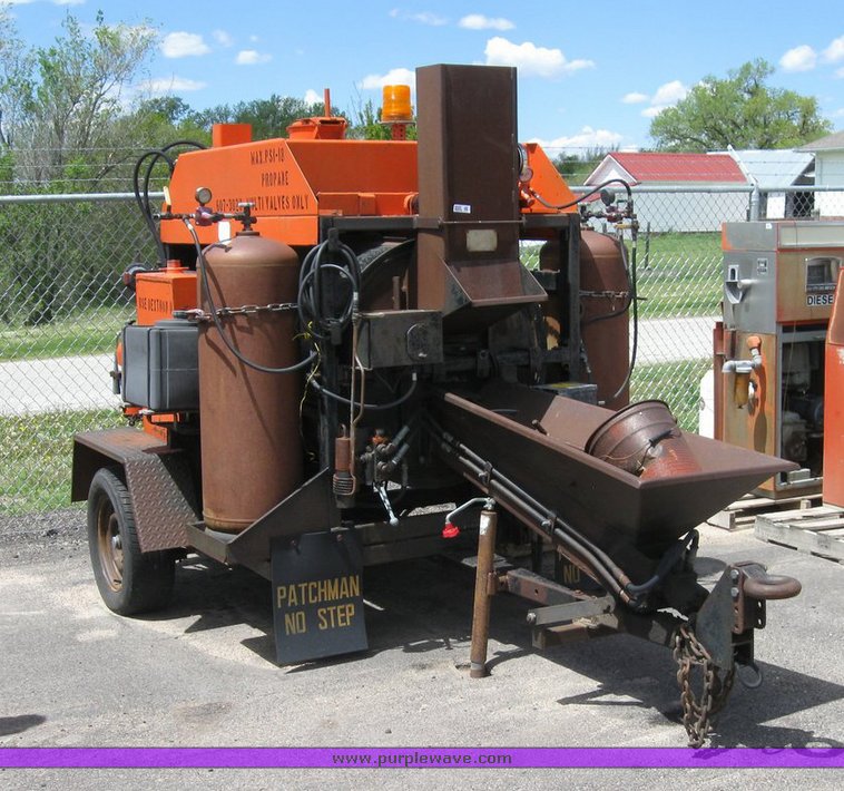 image for item 6488 1988 Western Industries asphalt recycler